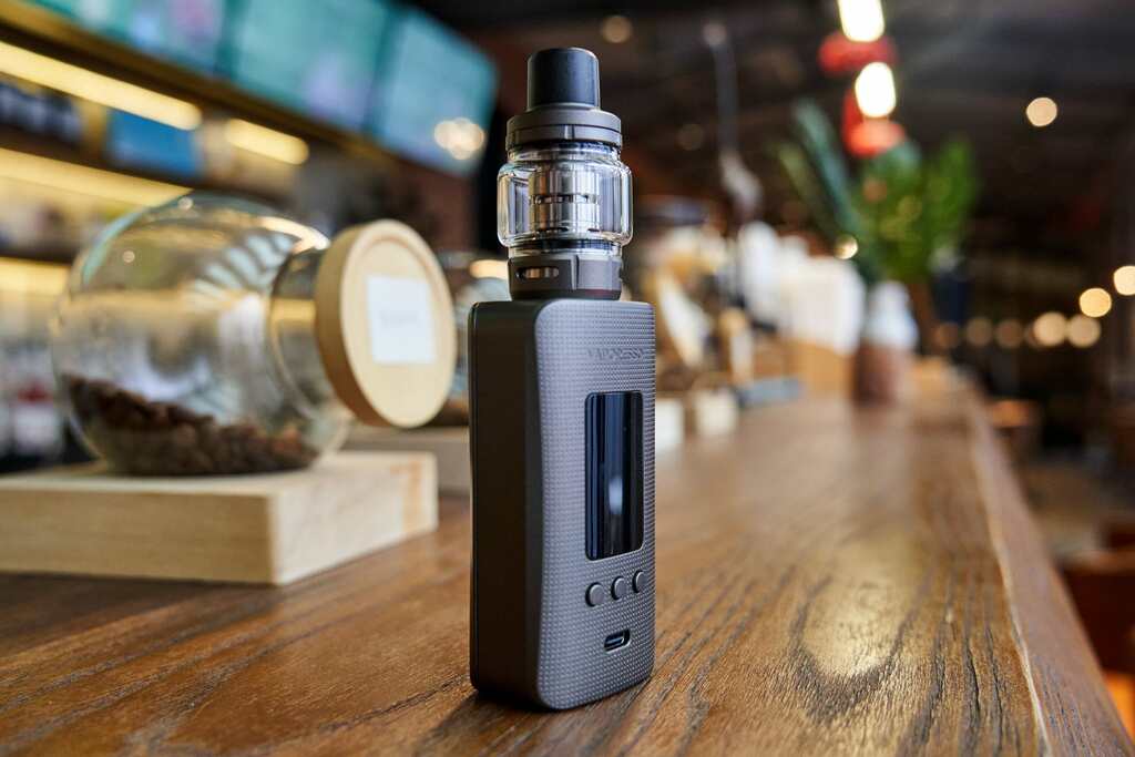 Vaporesso GEN 200 220W Starter Kit (iTank 2 Edition)
