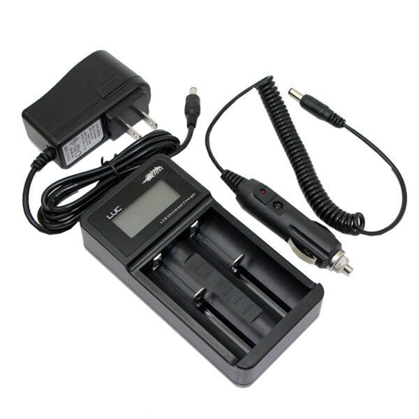 Efest LUC V2 Battery 2-Bay LCD 18650 Battery Charger